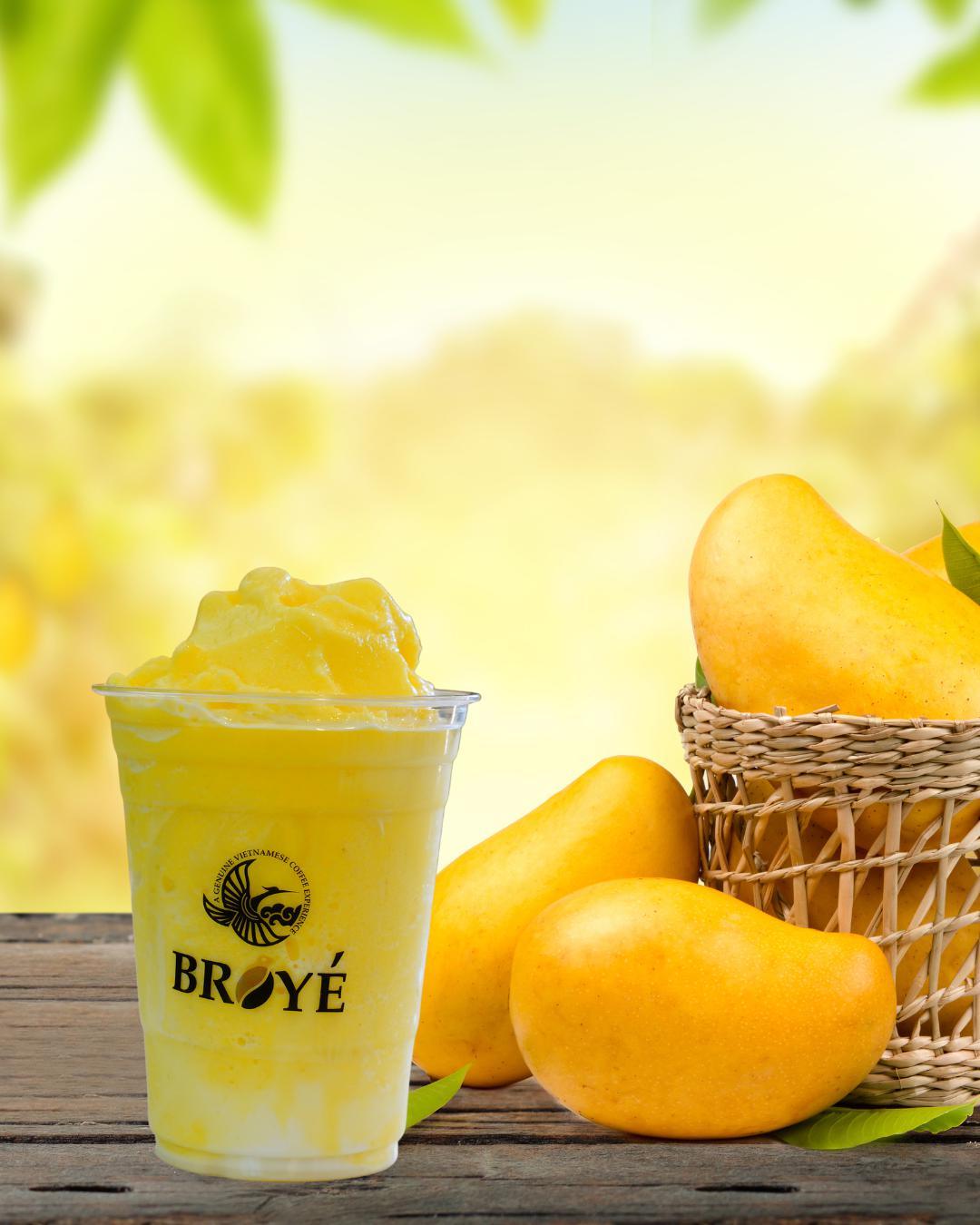 Coco Mango Smoothie - Broyé Cafe & Bakery