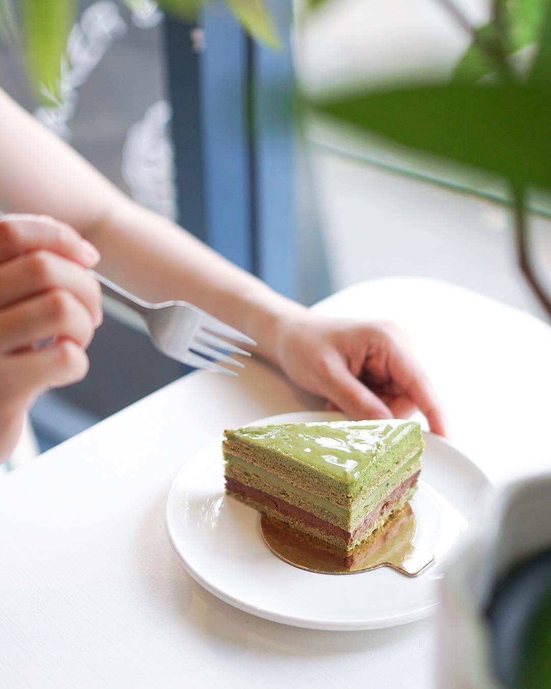 Japanese Matcha Tiramisu - Broyé Cafe & Bakery