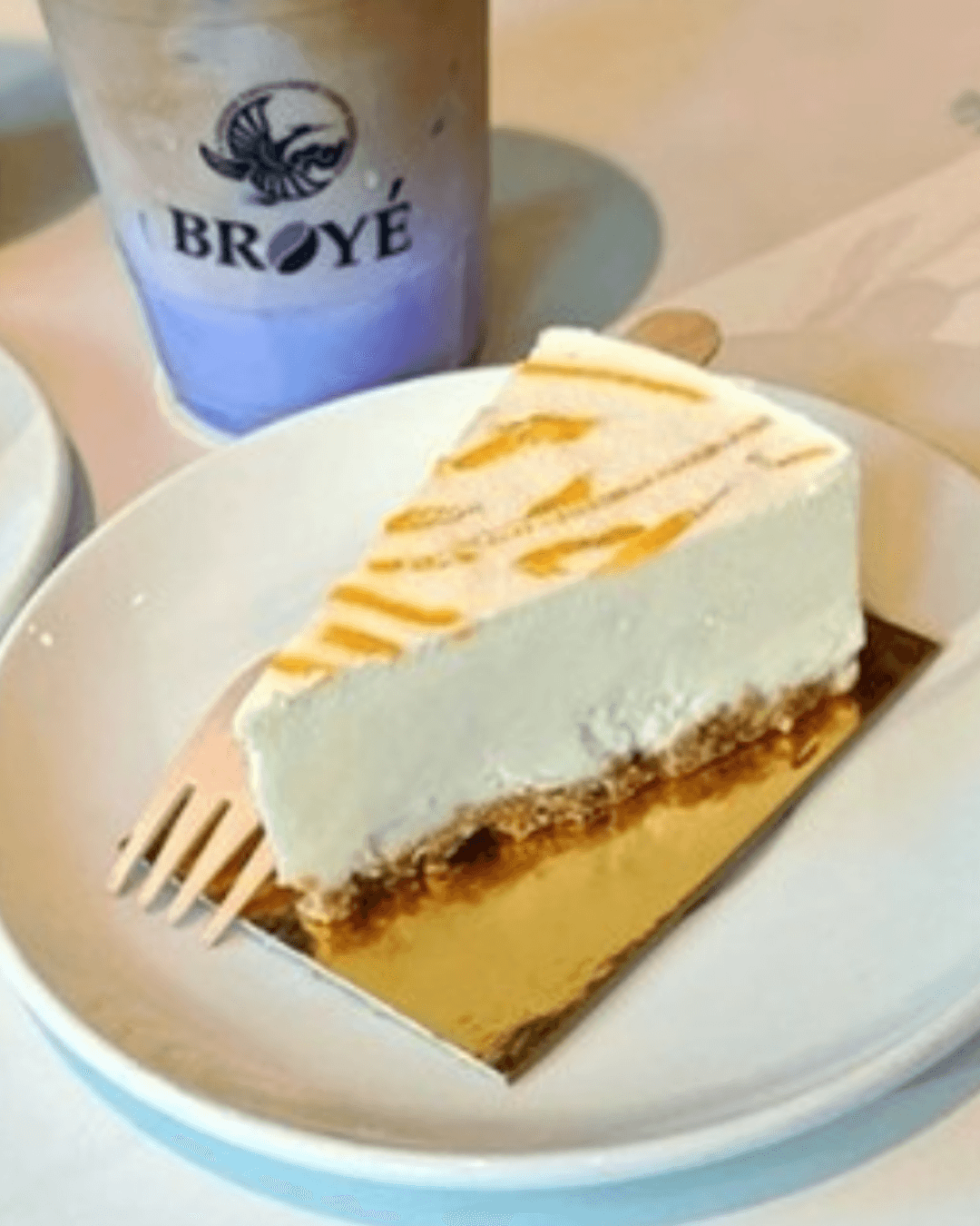 Yuzu Cheesecake - Broyé Cafe & Bakery