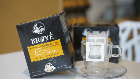 THE EASIEST WAY TO MAKE VIETNAMESE COFFEE DRIP AT ANY TIME, ANYWHERE - Broyé Cafe & Bakery