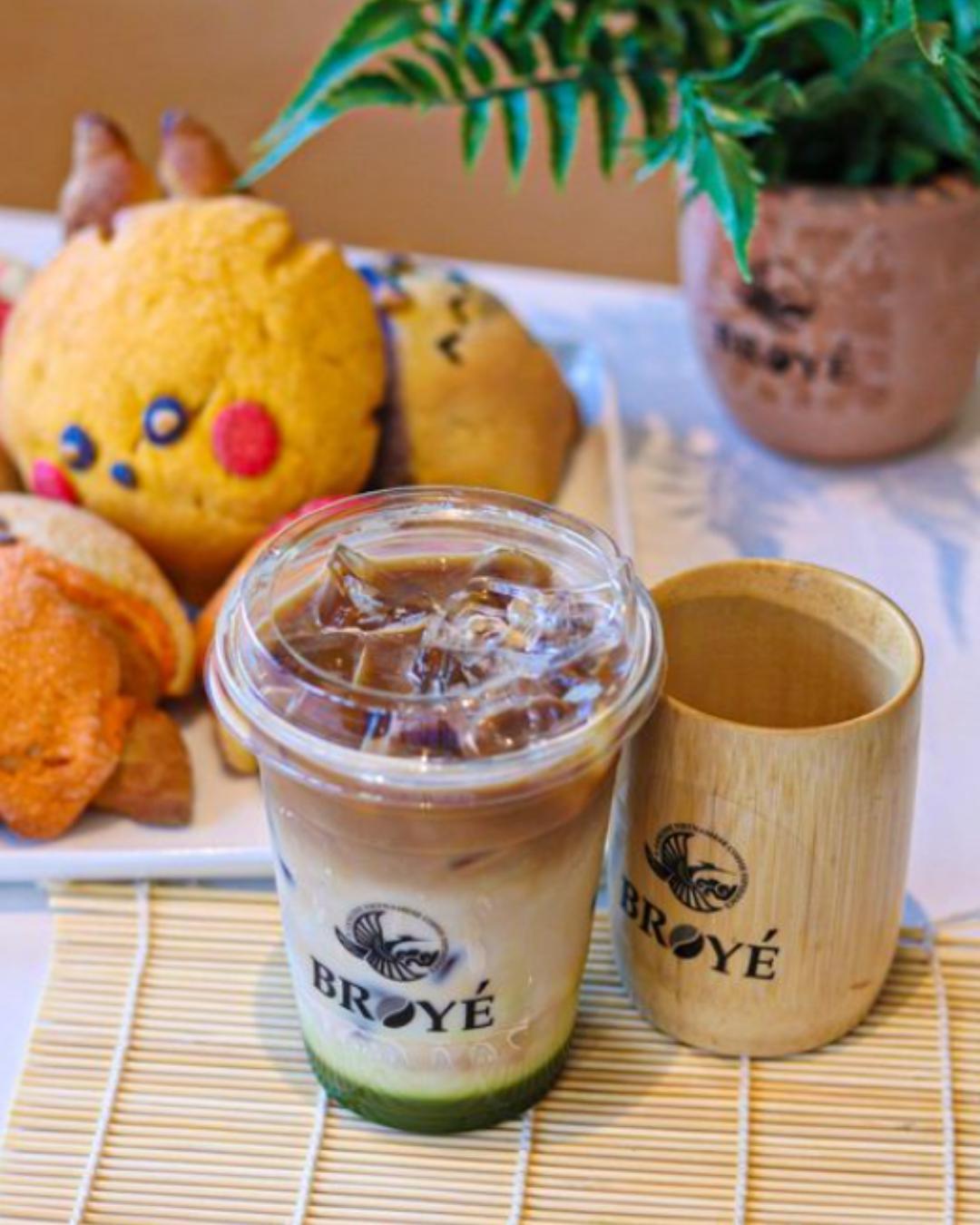 Pandan Coffee - Broyé Cafe & Bakery